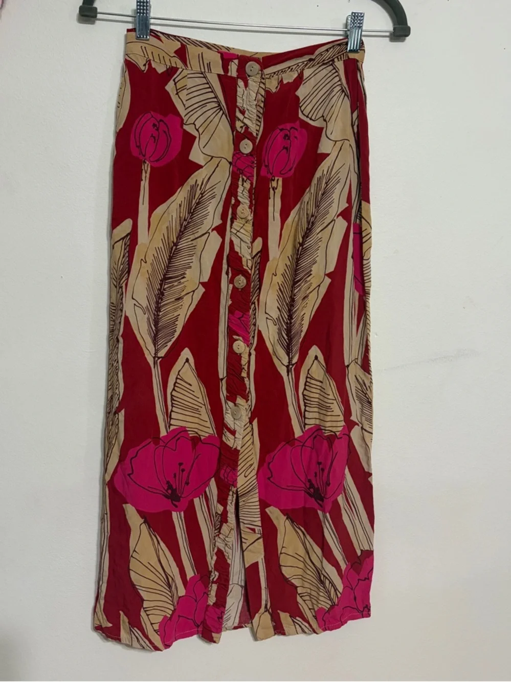 Zara bold red