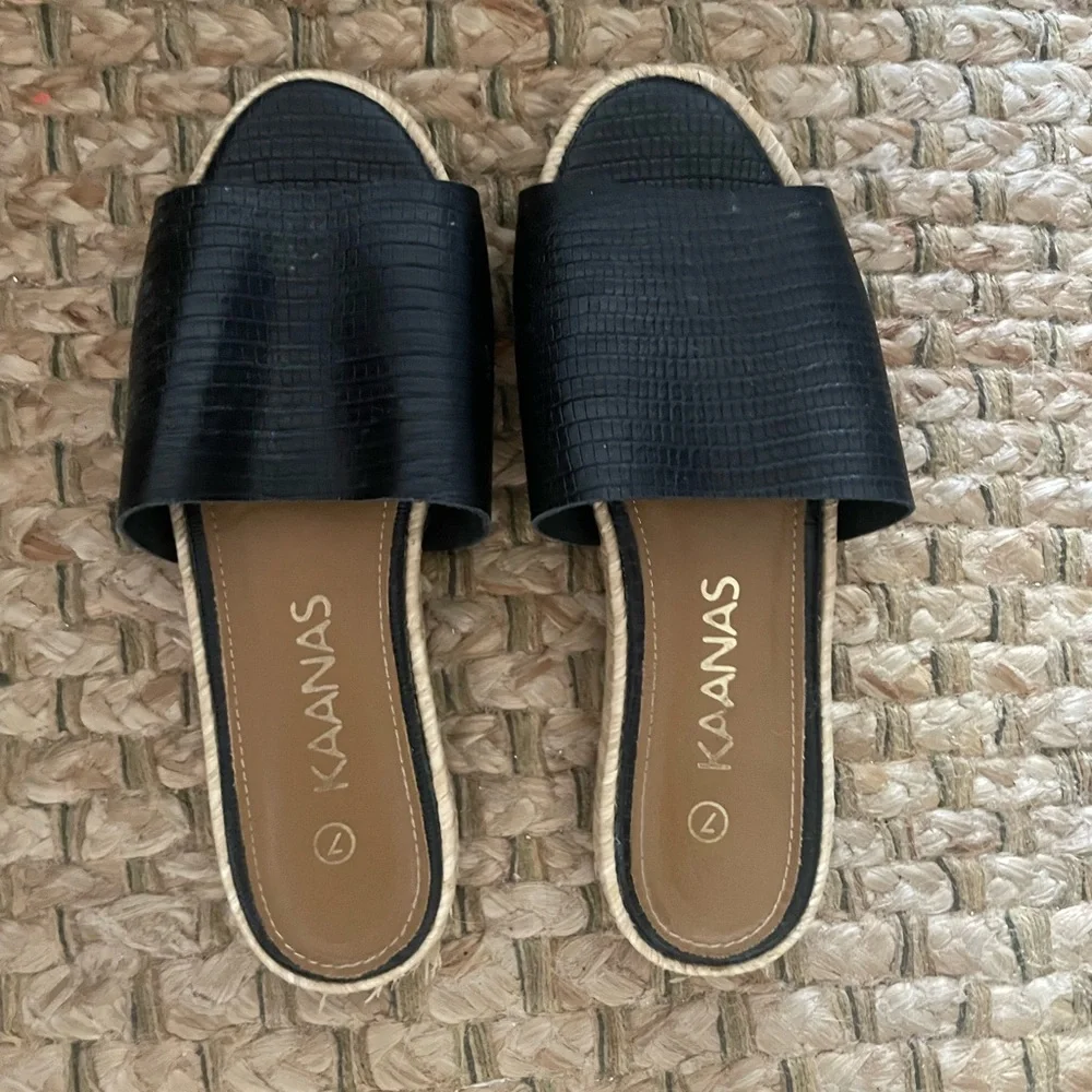 Kaanas bought these
