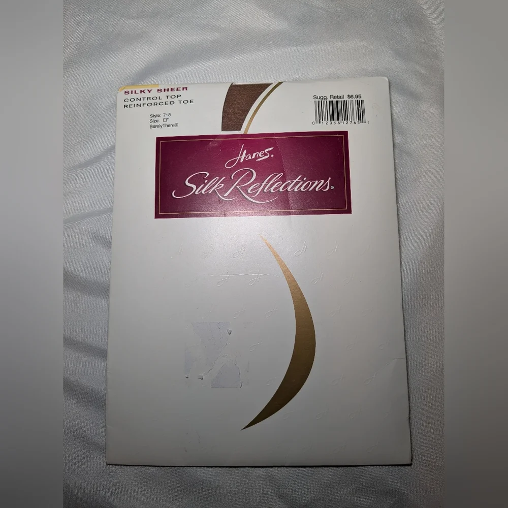Vintage 2002 Hanes Silk‎ Reflection Hosiery Style 718 Size EF