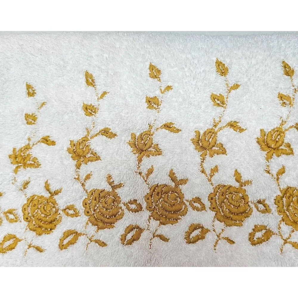 Vintage Dundee Rose‎ Gold Embroidered Towel Set 1 Bath 1 Hand 2 Washcloths USA