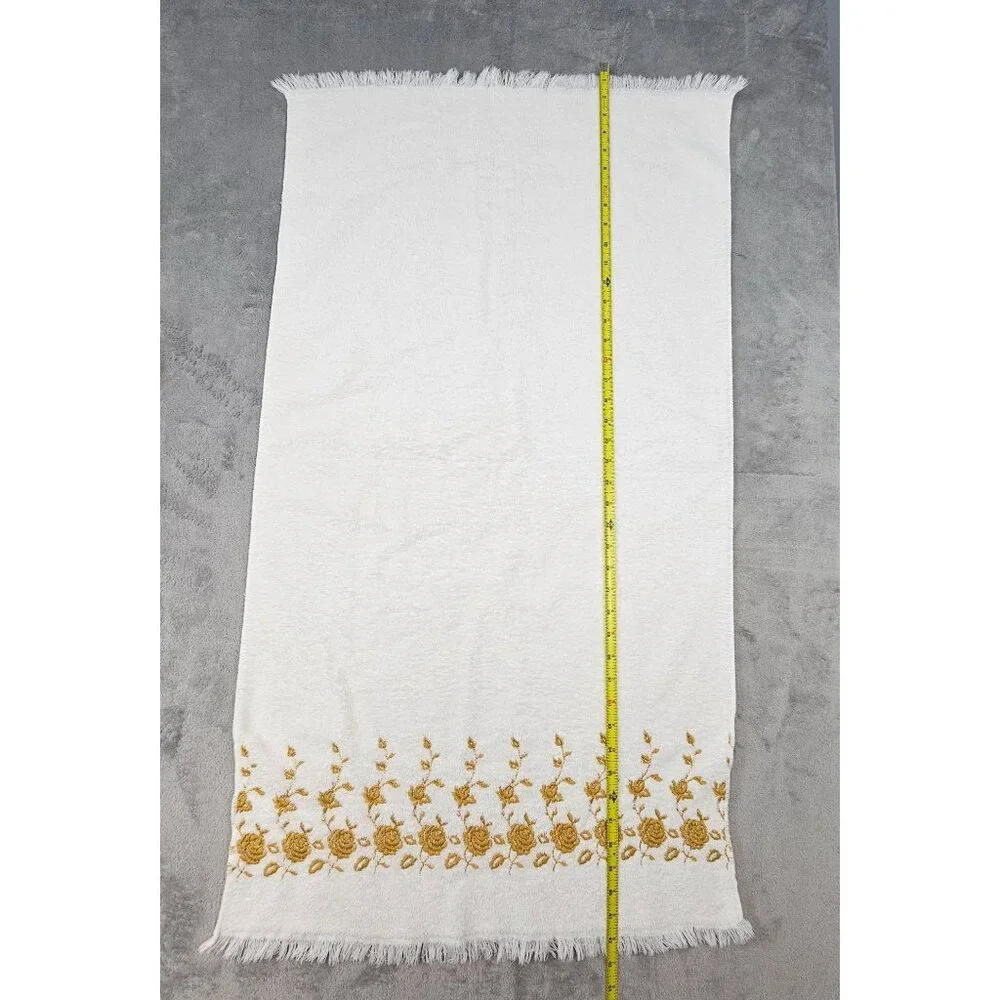 Vintage Dundee Rose‎ Gold Embroidered Towel Set 1 Bath 1 Hand 2 Washcloths USA