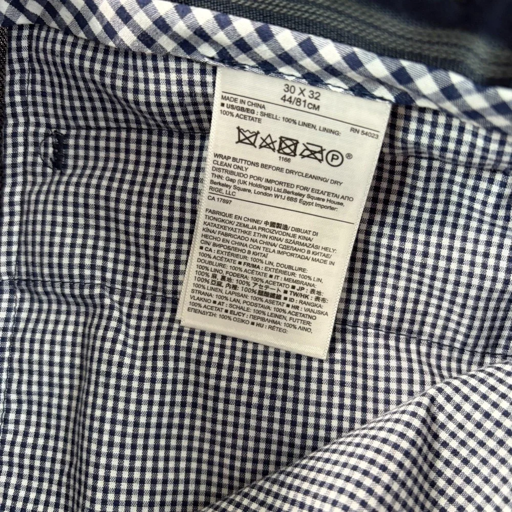 Banana Republic these banana