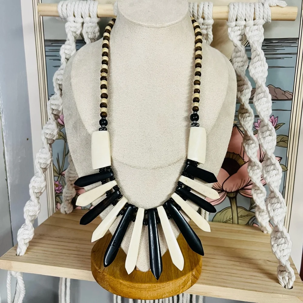 Vintage Carved Bone‎ Statement Necklace Beaded Bib Boho Hippie Style