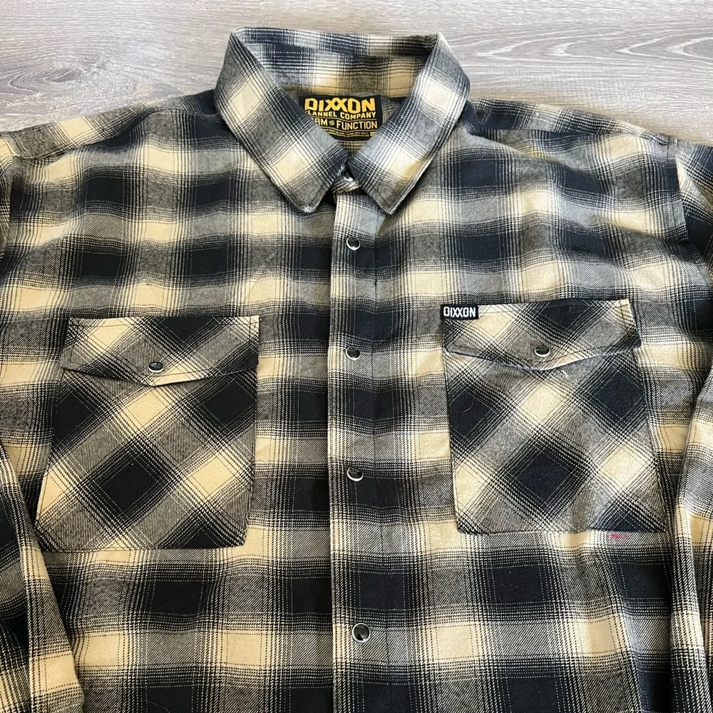 DIXXON features beige