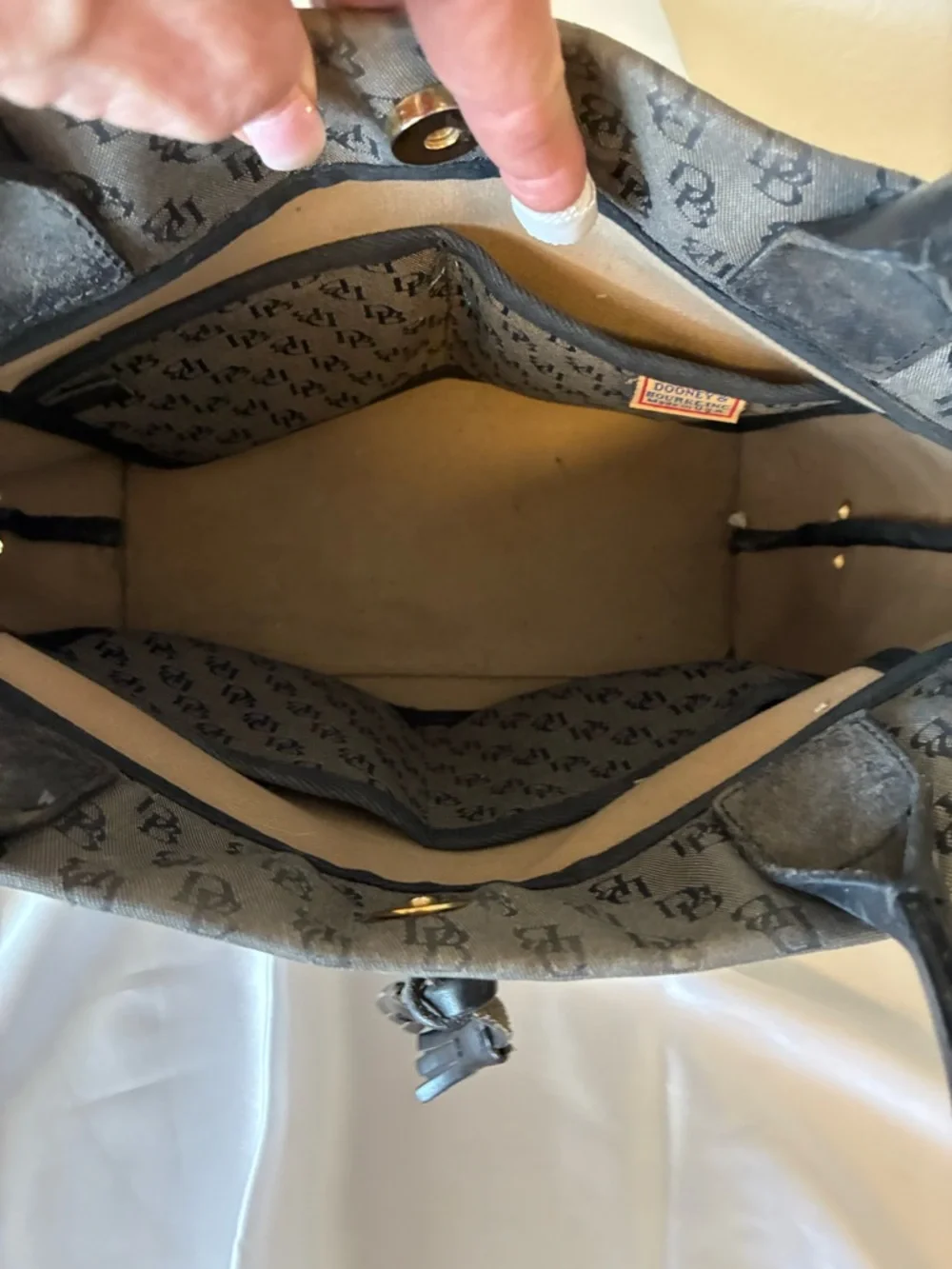 dooney bourke