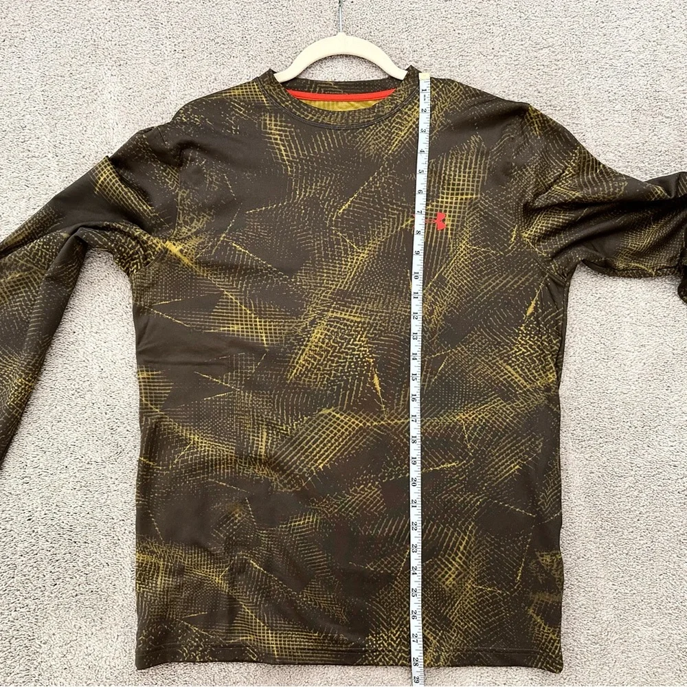 Under Armour size cold base