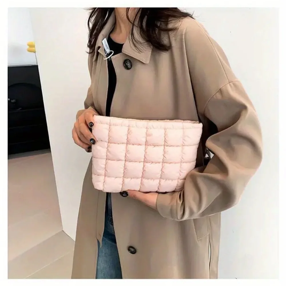 New! Pink Puffer Clutch‎ / Make-Up Bag