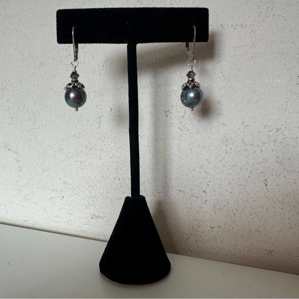 Pearl large gray