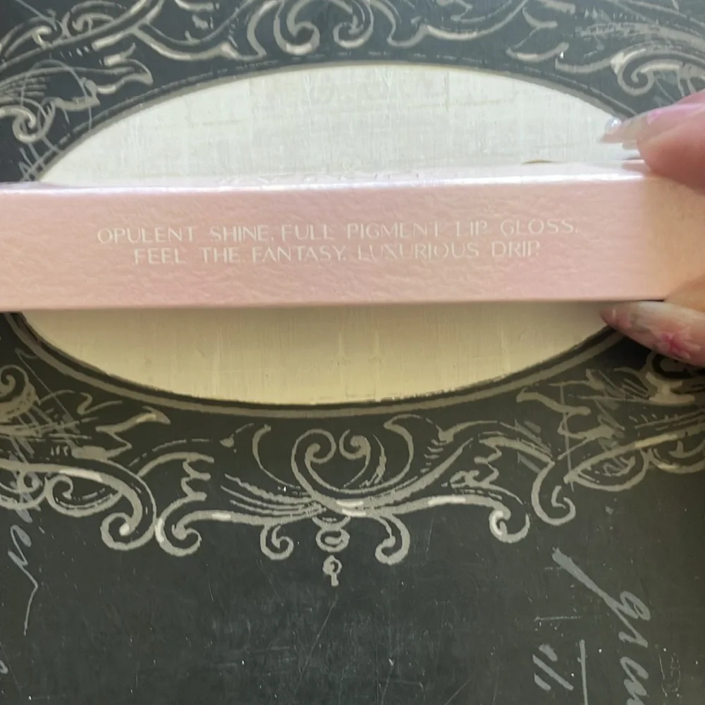 Jeffree Star sultry smooth
