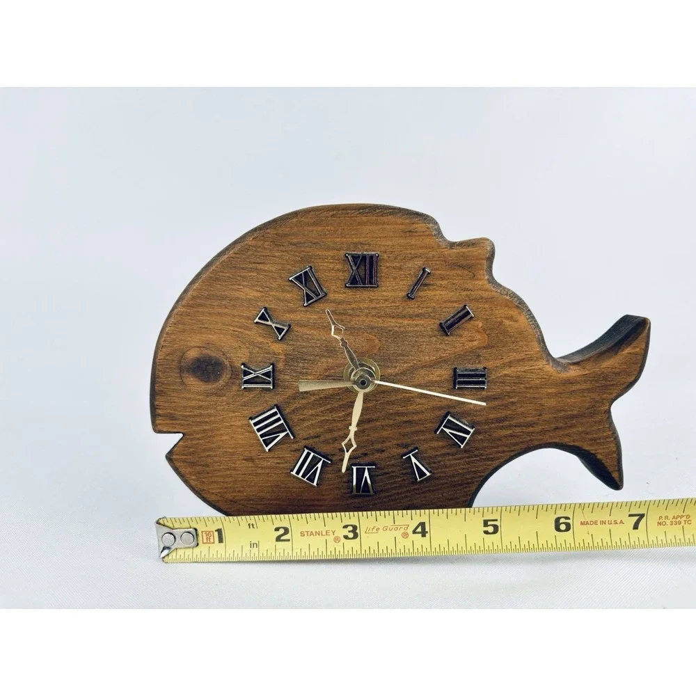 Clock vintage hand