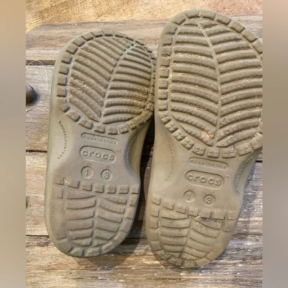 CROCS slingback shoe