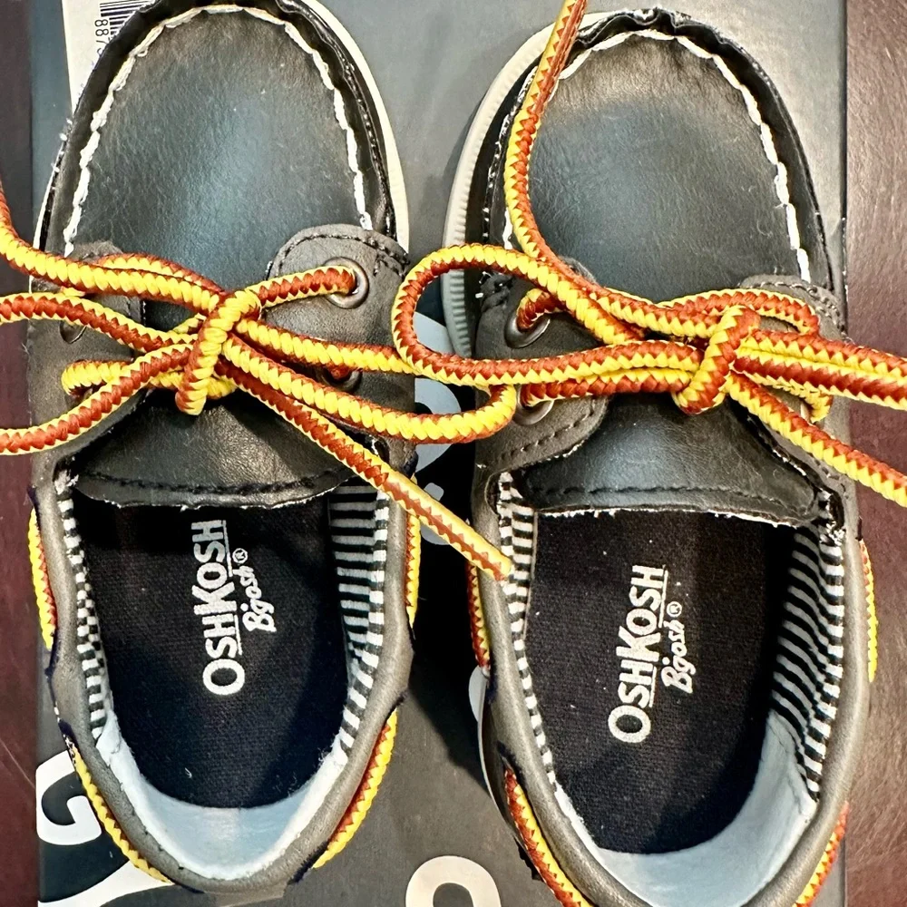 OshKosh Bgosh stylish new