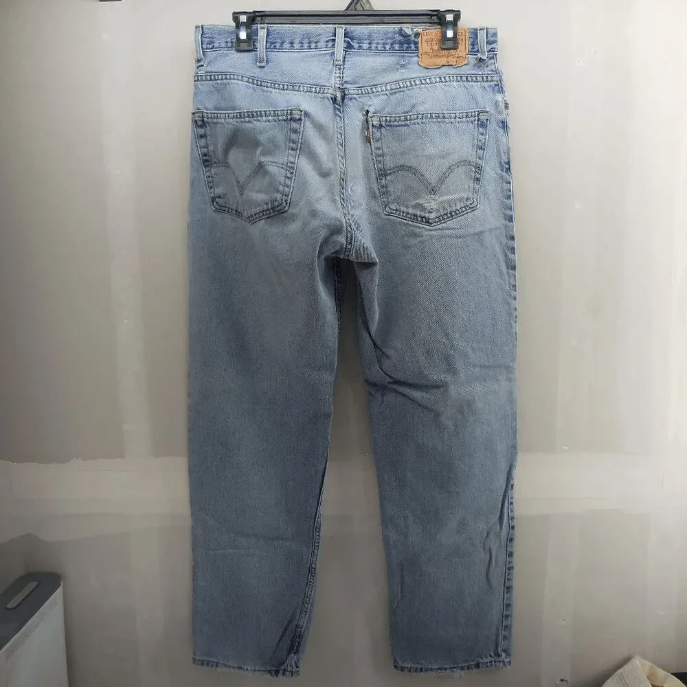 Levis levis 550