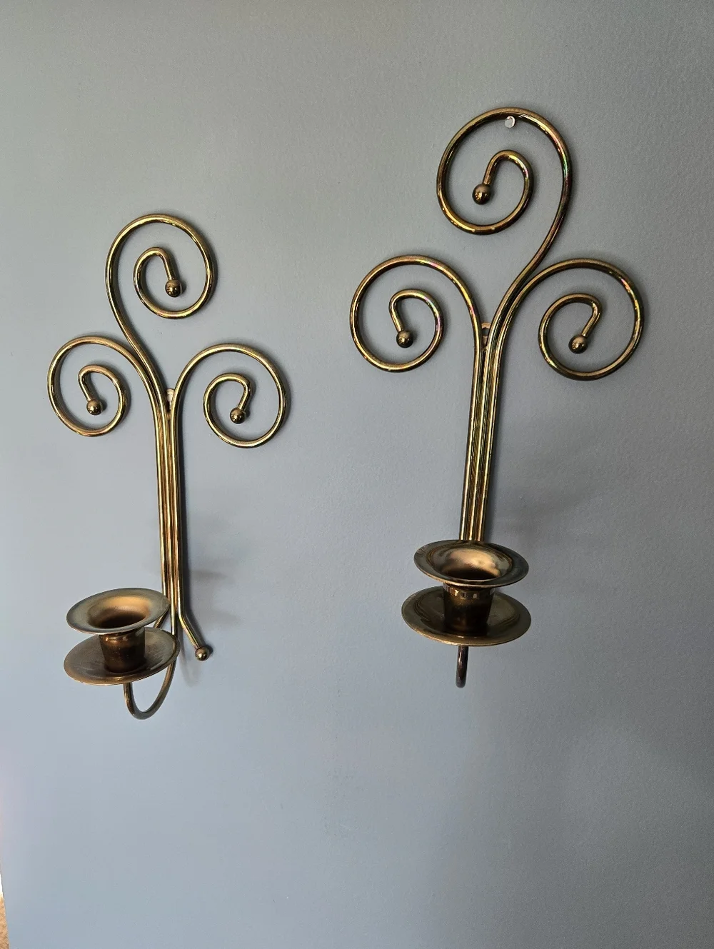 Home Interiors & Gifts add touch