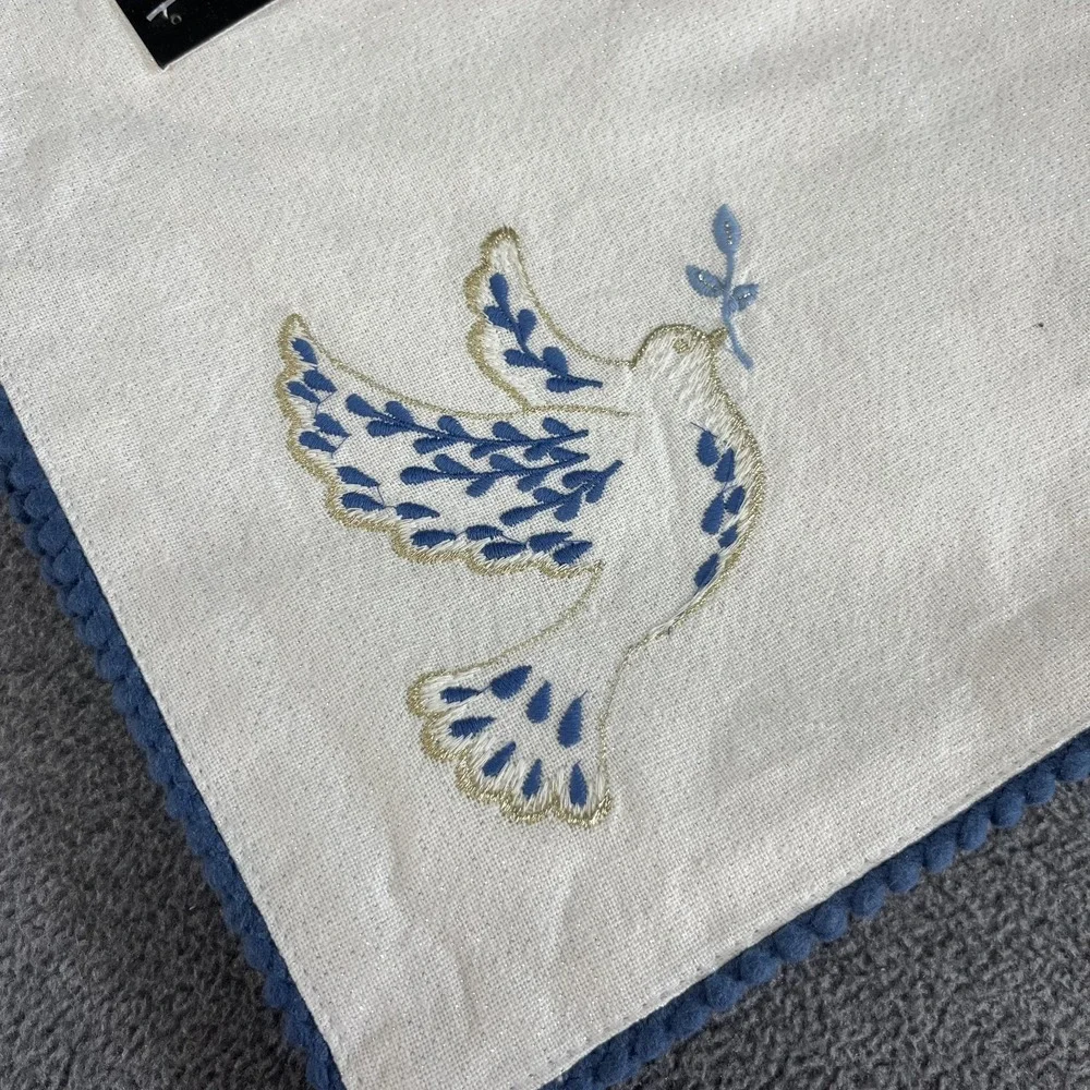 Rachel Zoe placemats Set of 4 Embroidered Dove‎ Peace 13 x 19 silver sparkle