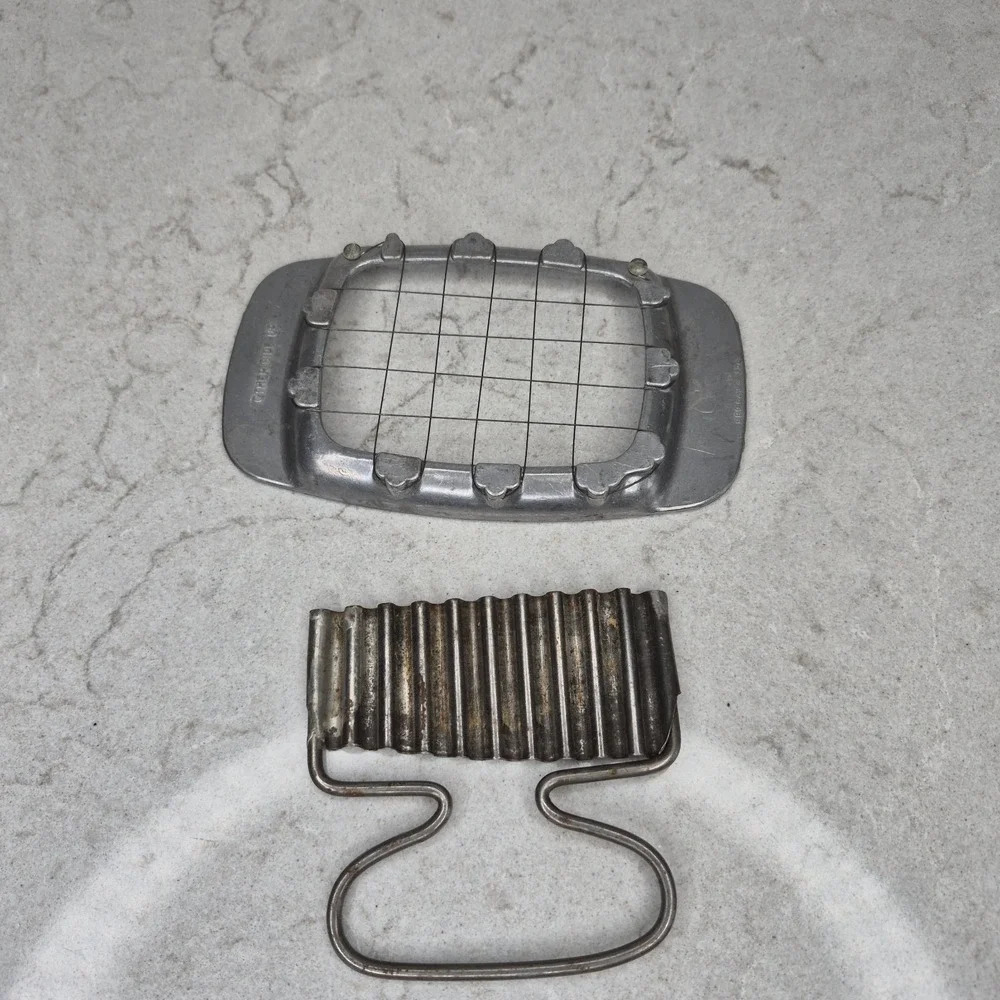 Presto crinkle cutter