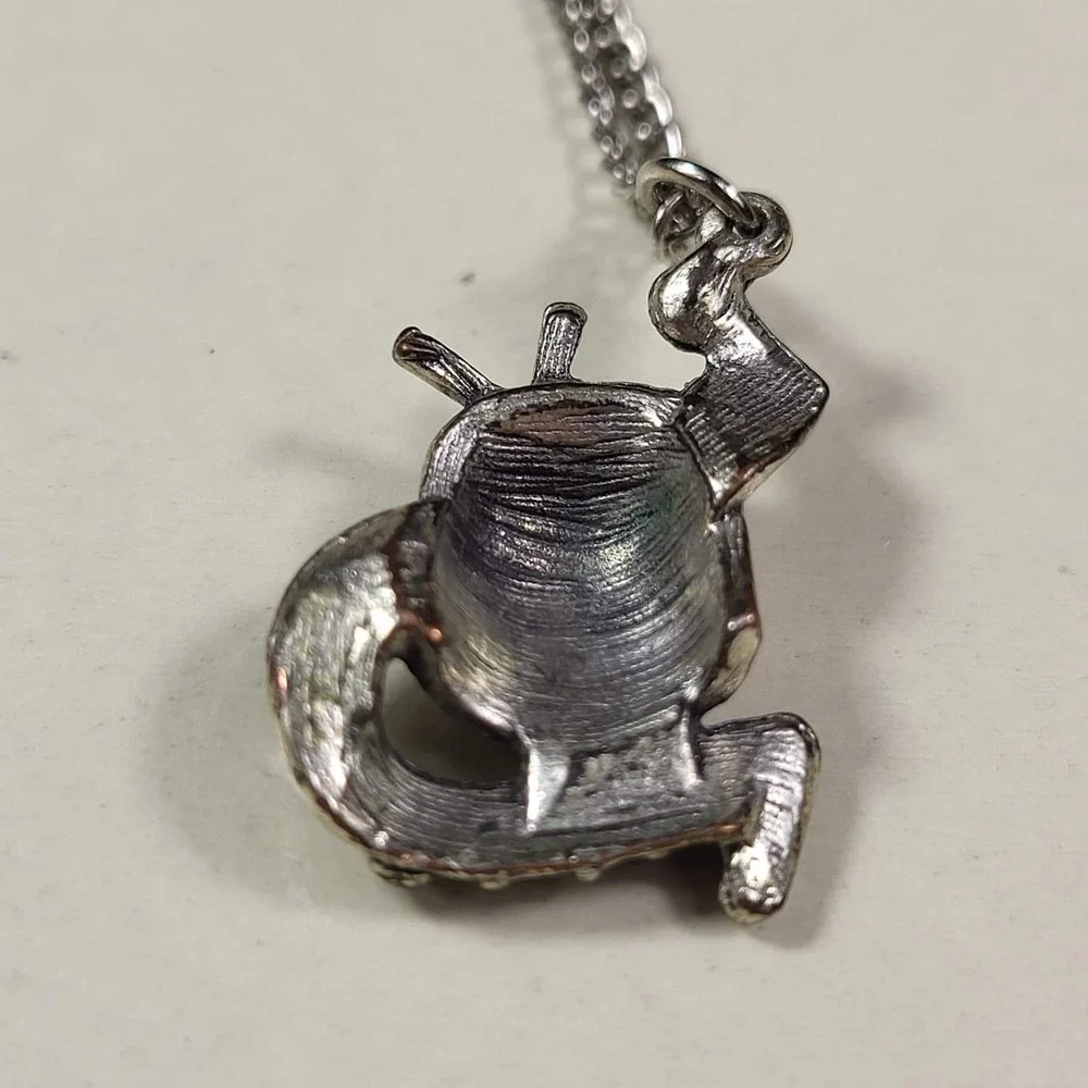 N/A vintage pendant