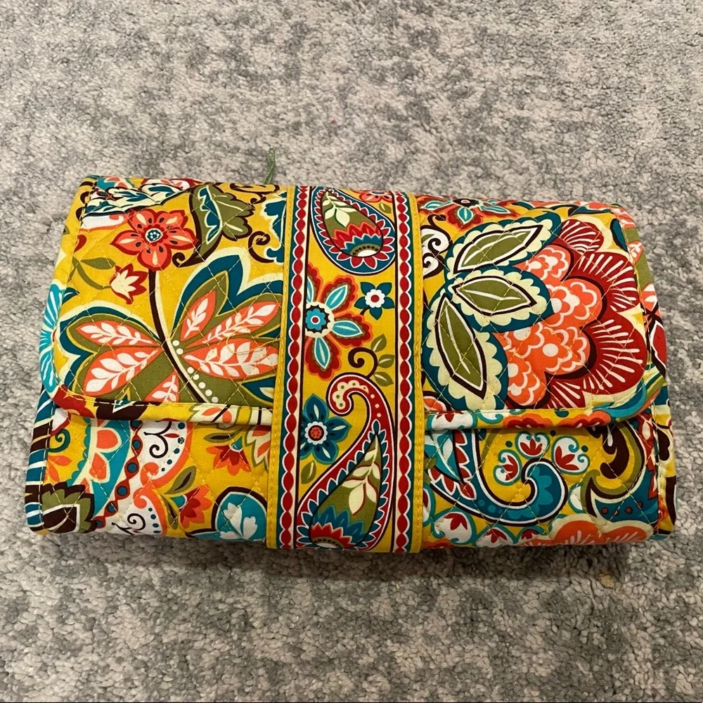 Vera Bradley gorgeous unused