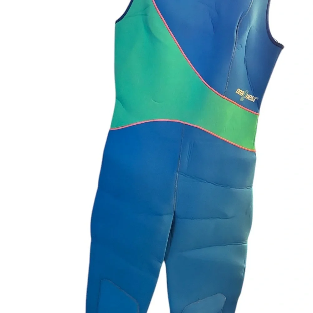 N/A seaquest wetsuit