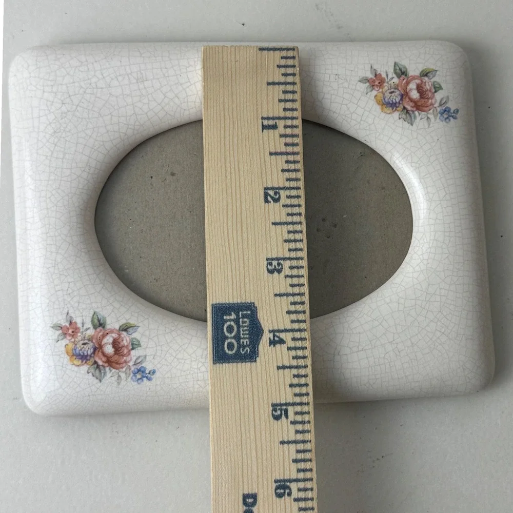 Unbranded vintage ceramic