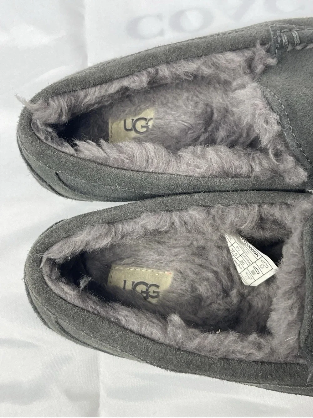 UGG ansley youth
