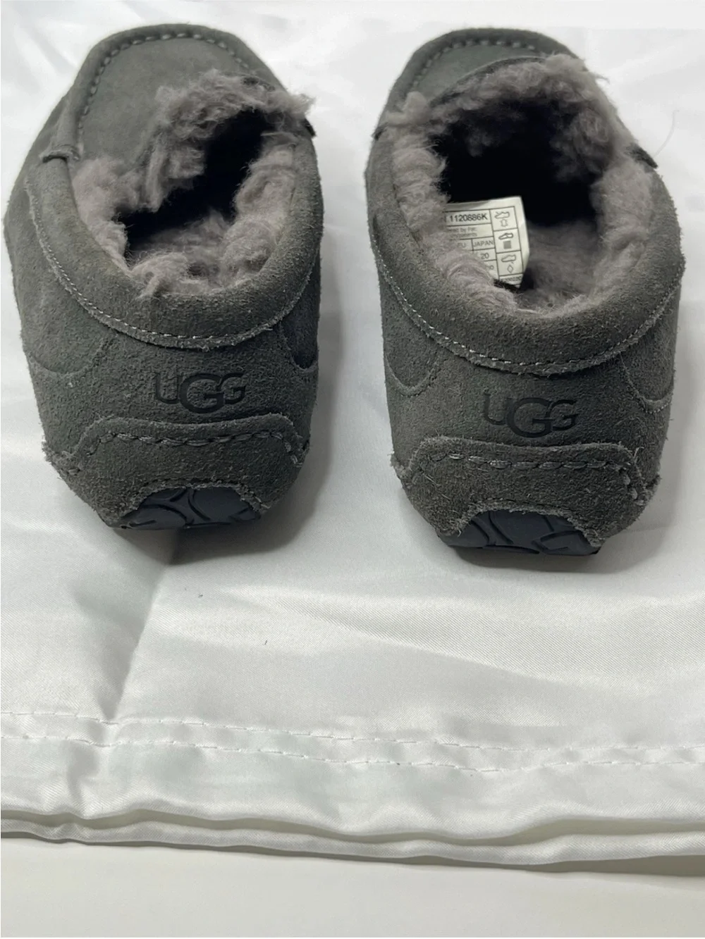 UGG ansley youth