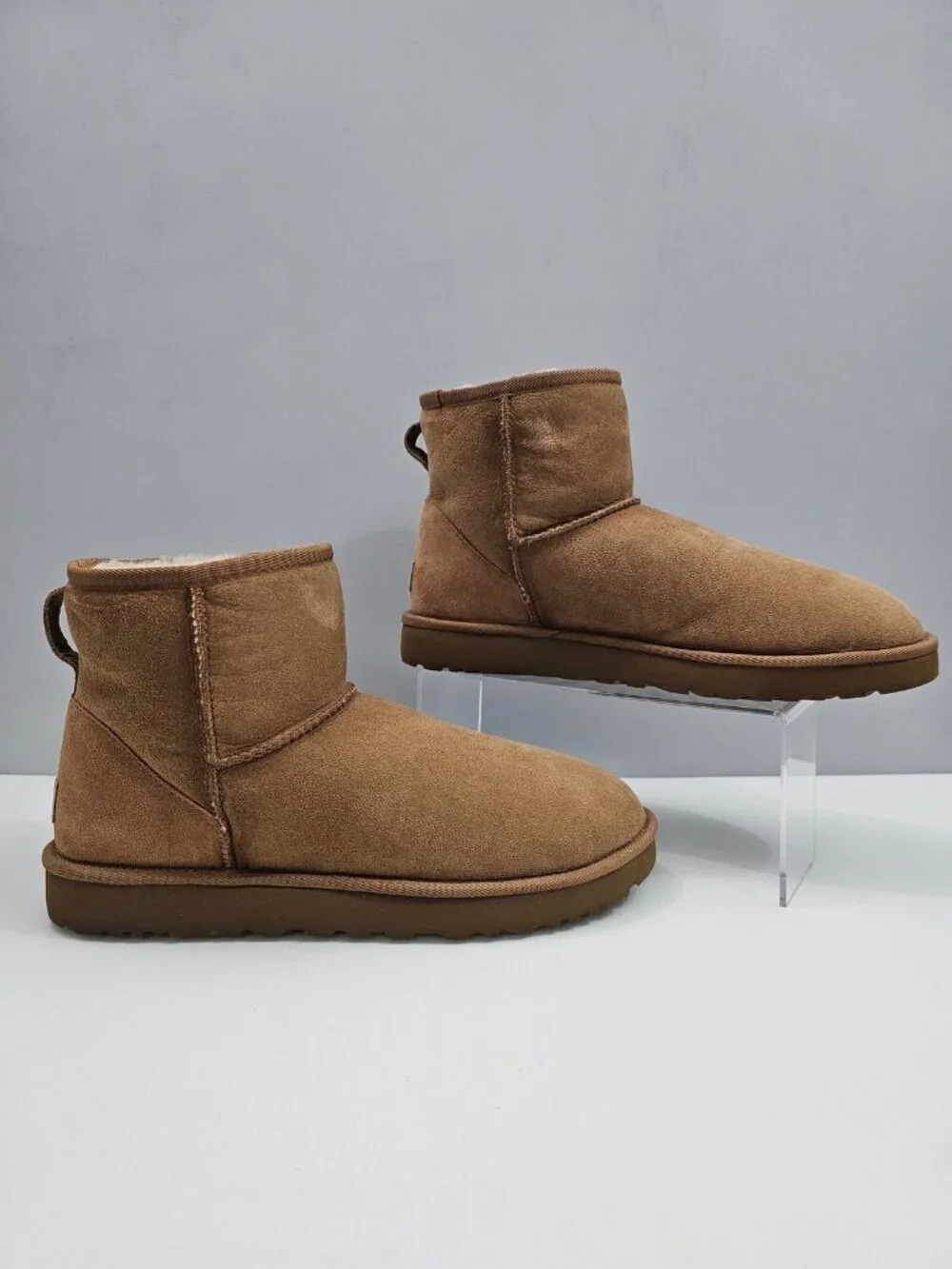 UGG classic mini
