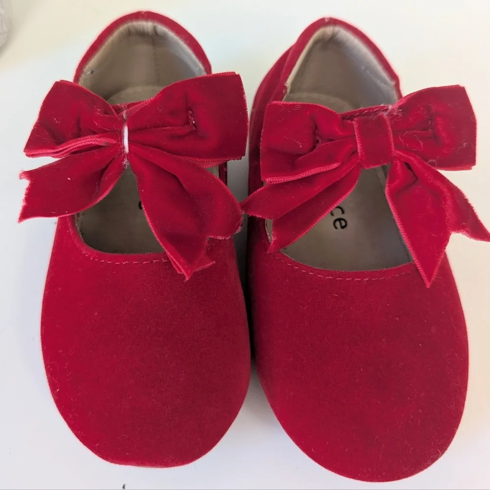 Kiderence red bow