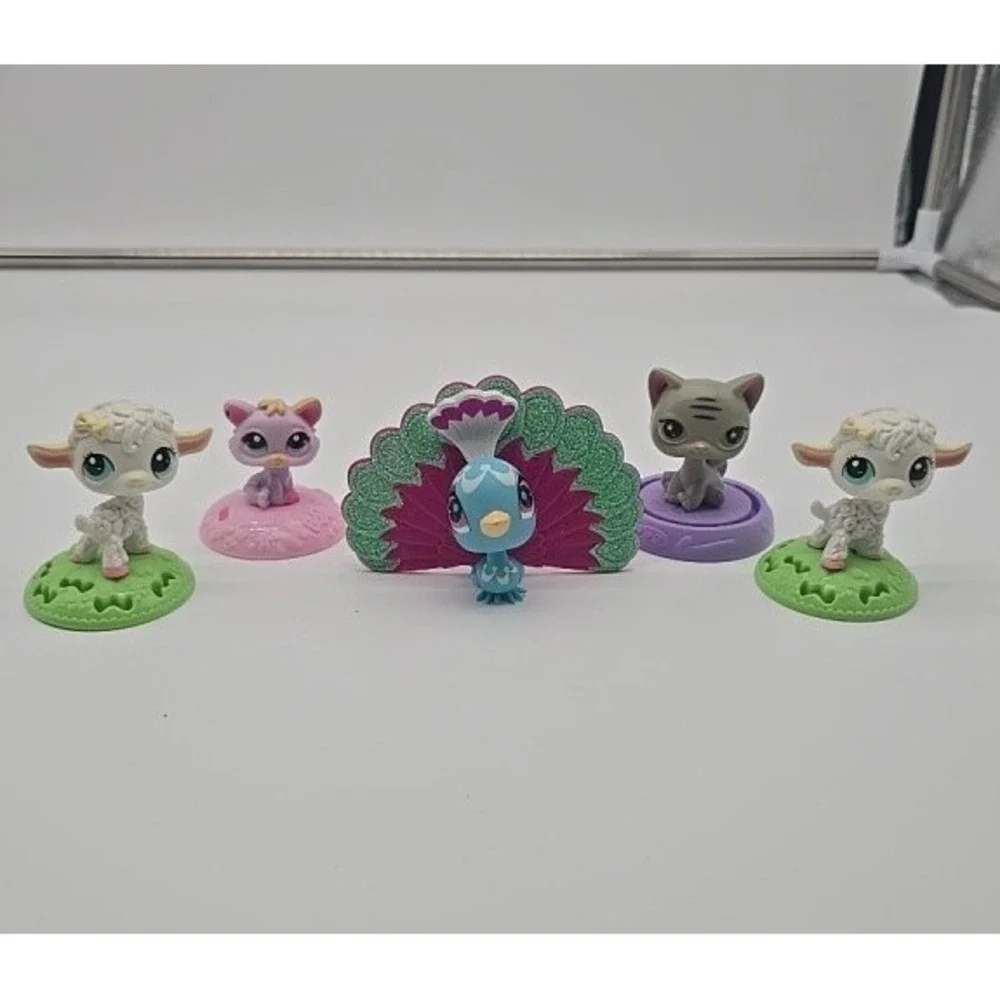 Lot of 4 Hasbro Littlest Pet Shop McDonalds Toys and 1‎ LPS Peacock Bird