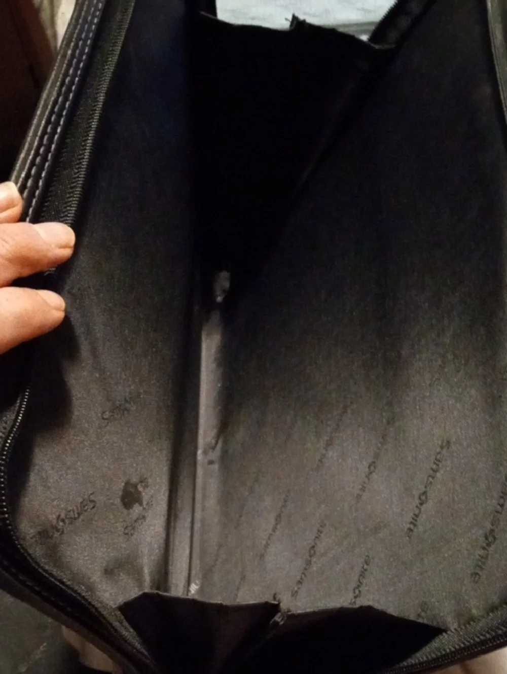 Samsonite leather briefcase