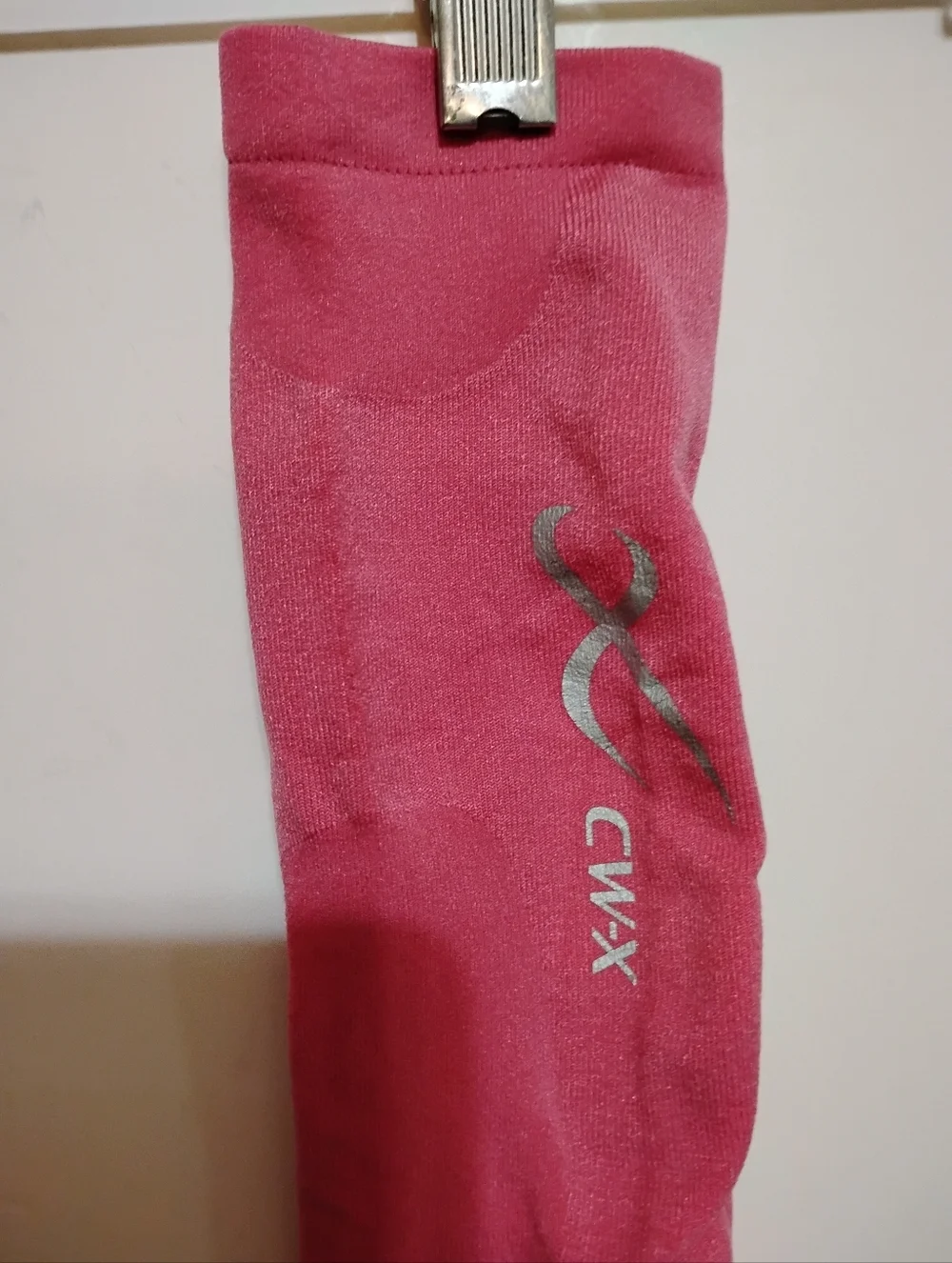 CW-X vibrant pink