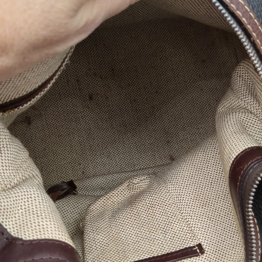 Dooney & Bourke black pebble