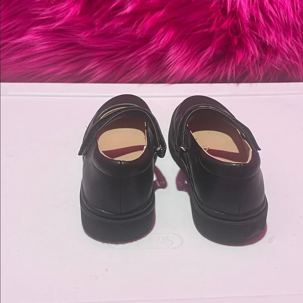 Place these stylish