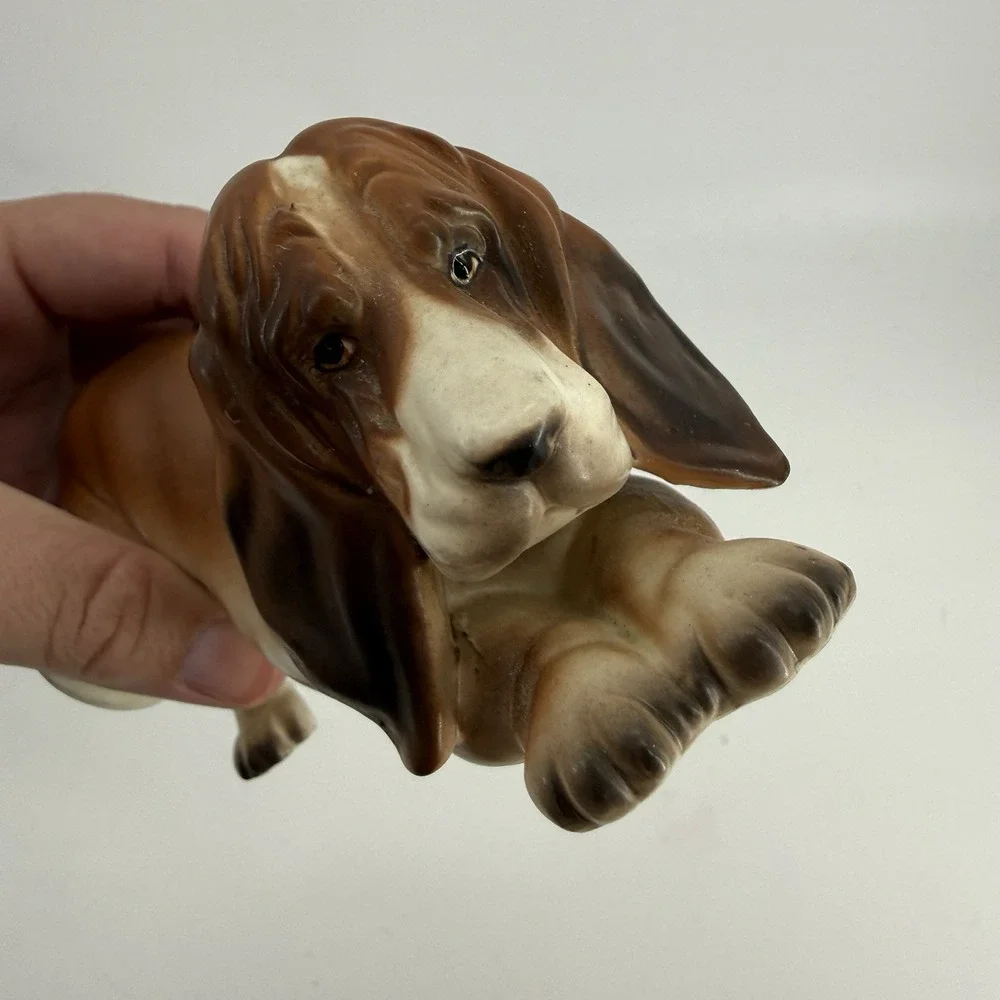 Vintage Norcrest‎ Basset Hound Porcelain Figurine Japanese Super Cute EUC 7