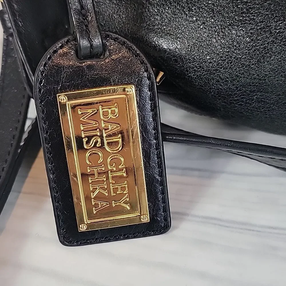Badgley Mischka featuring logo some