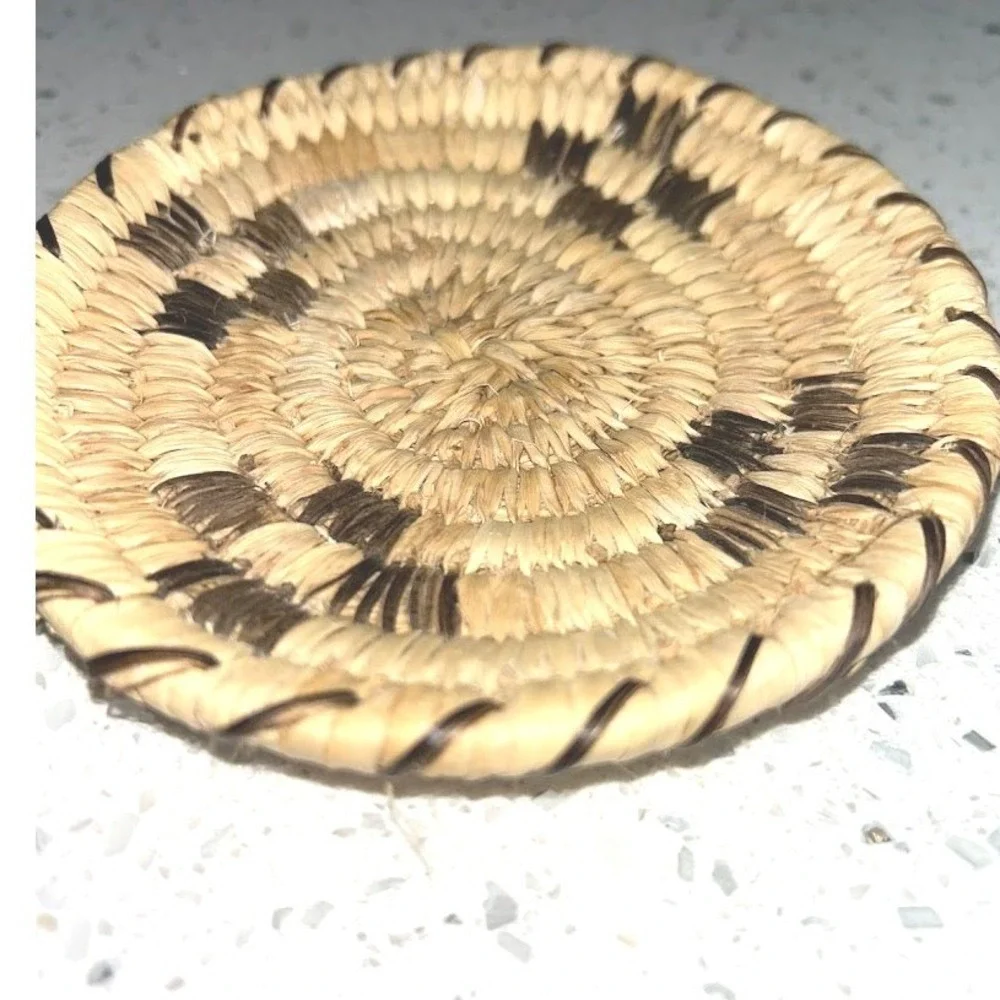 Unbranded handcrafted coiled