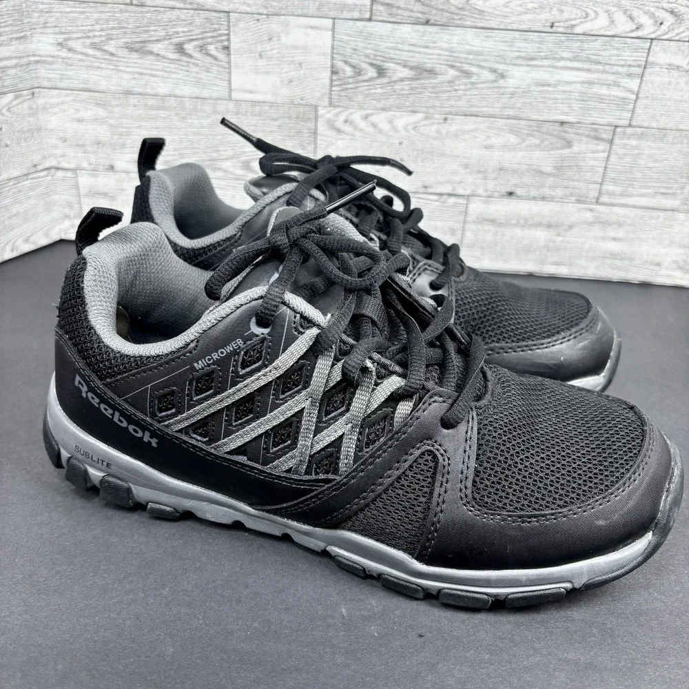 Reebok laces no