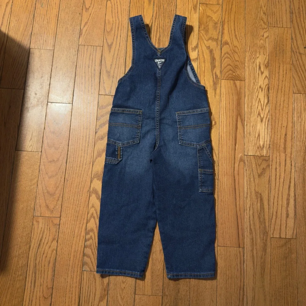 OshKosh Bgosh never material back