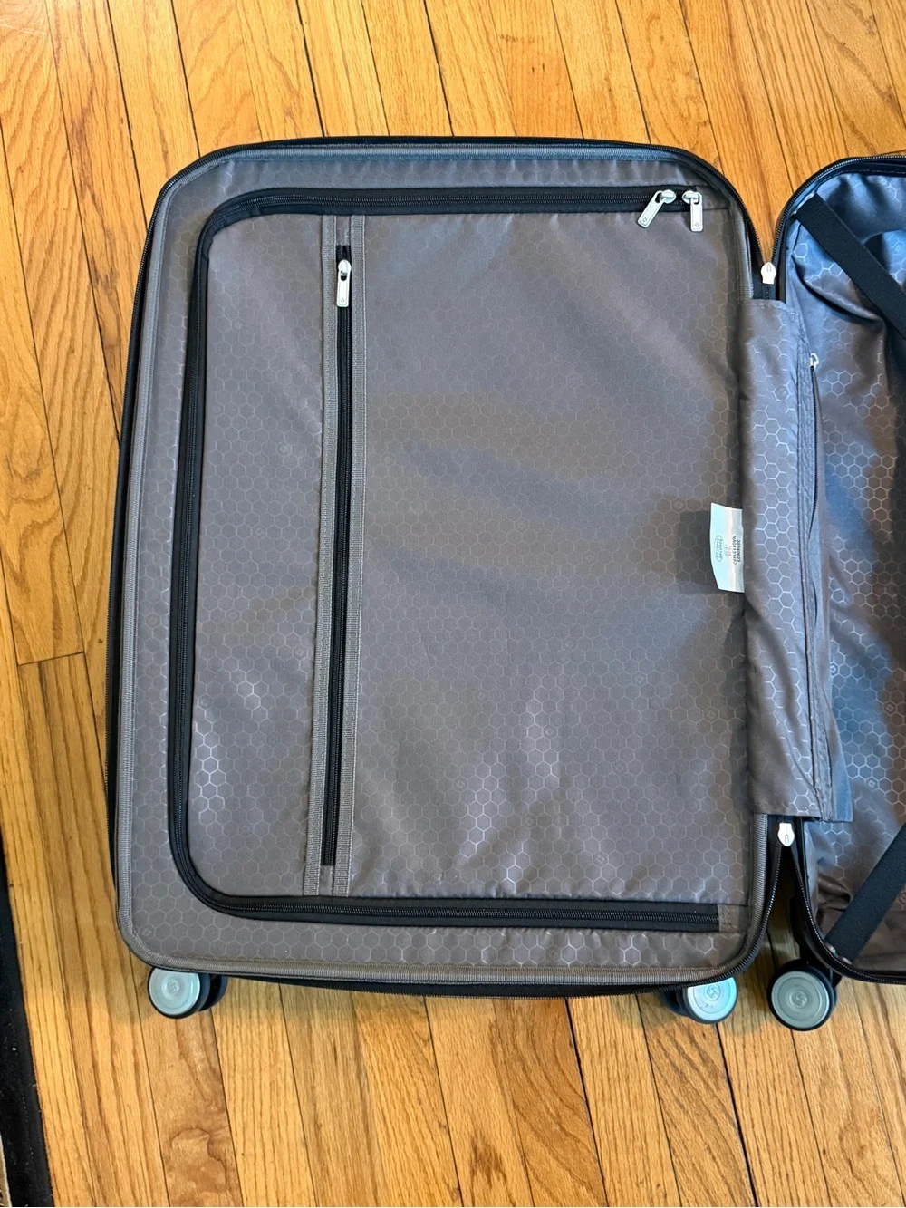 Samsonite excellent like