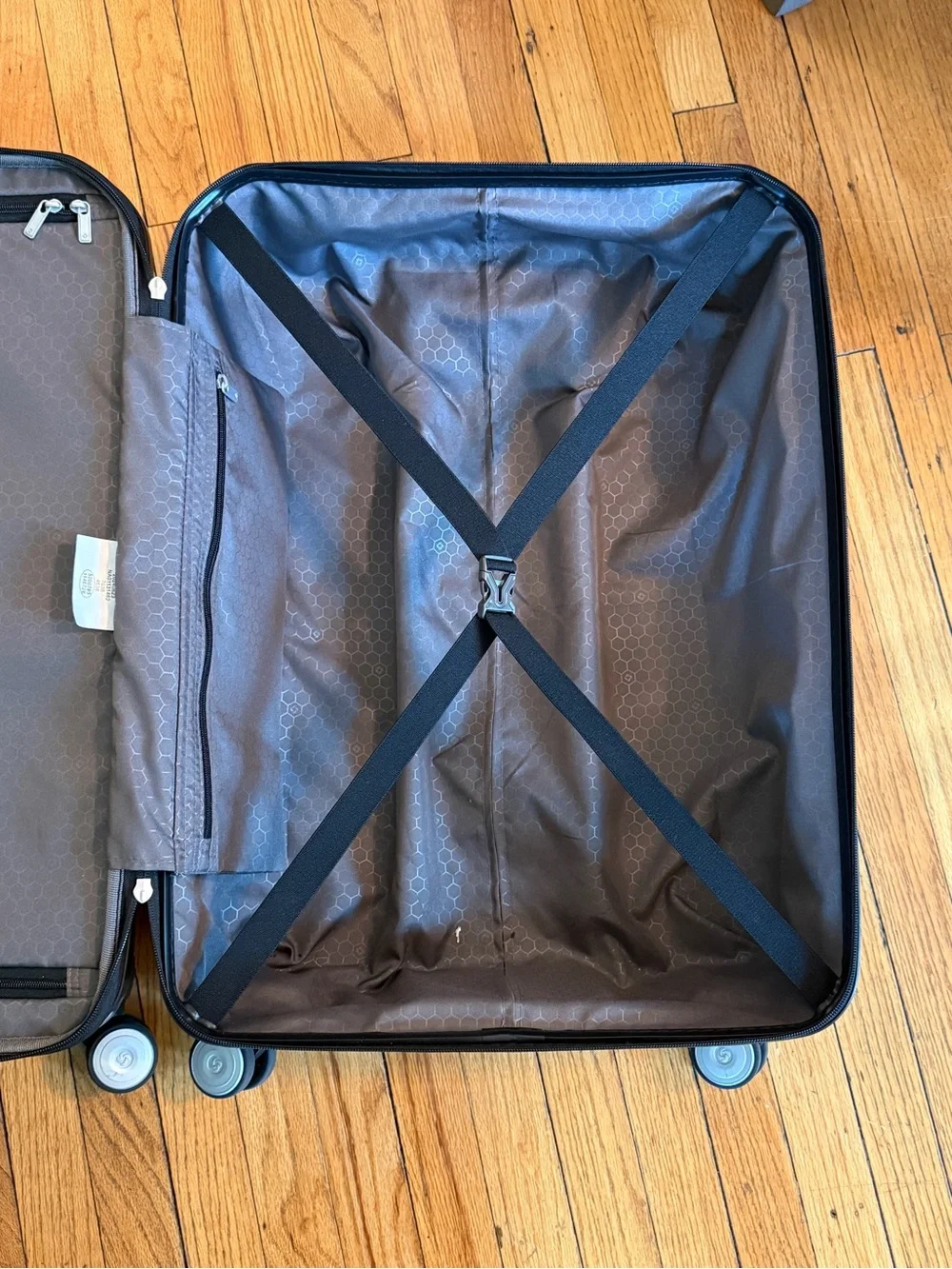 Samsonite excellent like