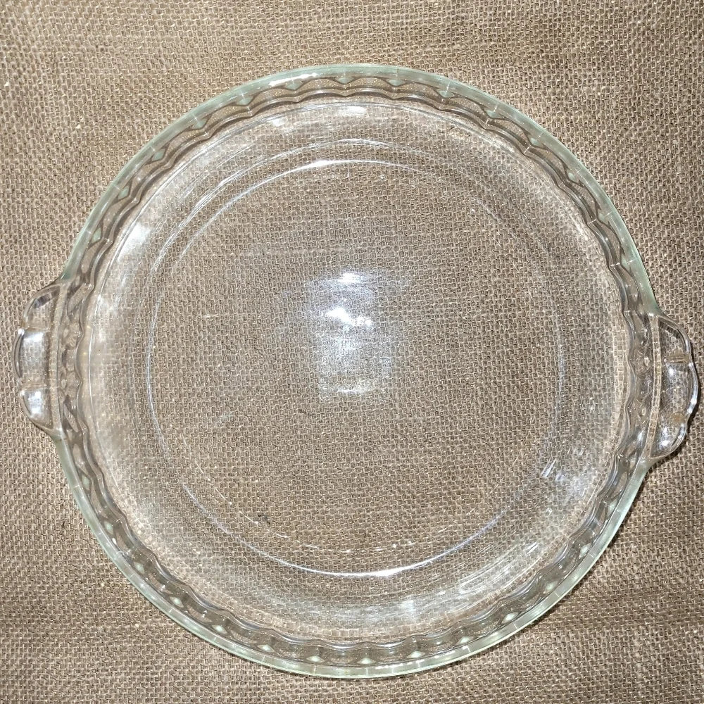 2 Vintage Clear Glass Pyrex Yellow Hue Pie Plate 9