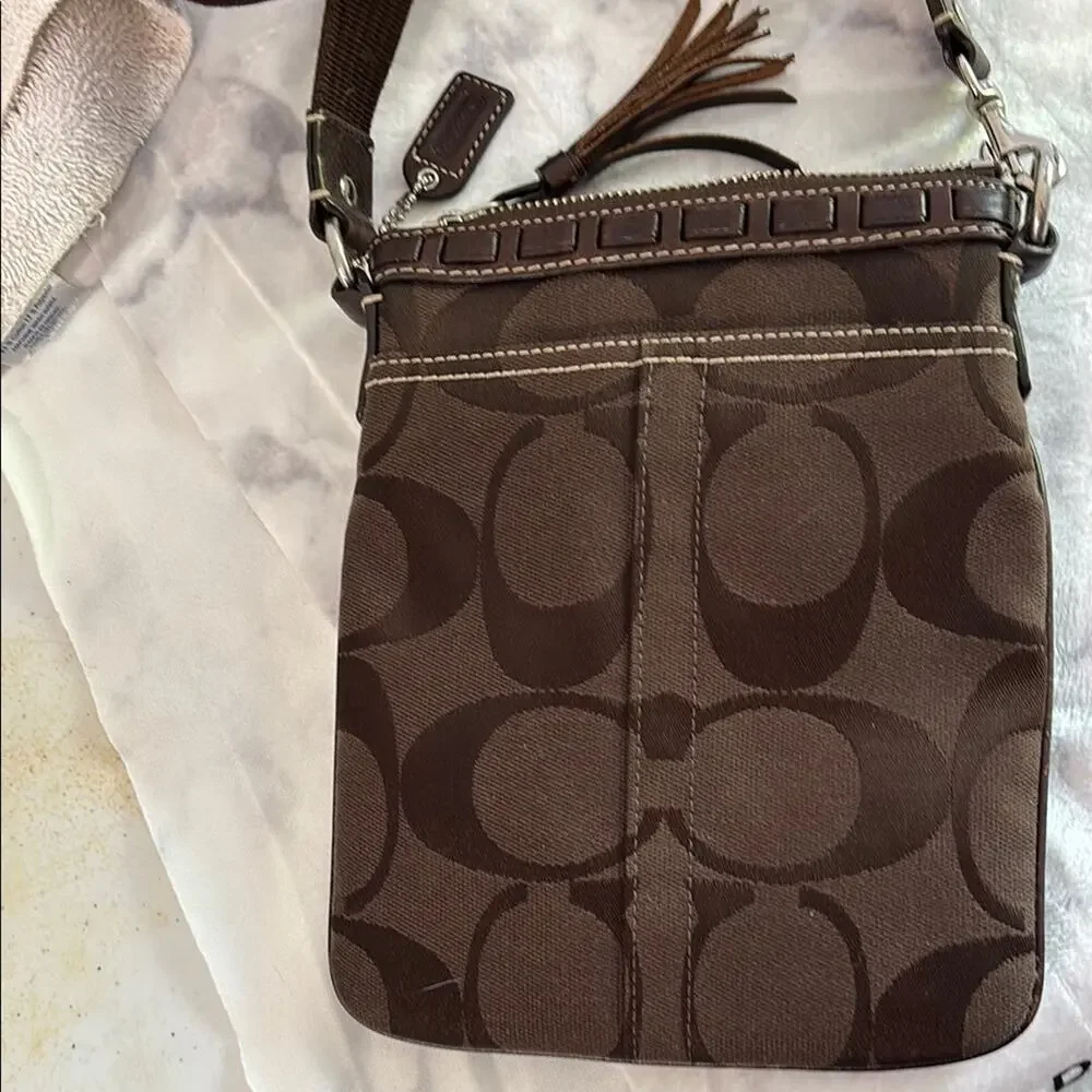 Coach vintage chocolate