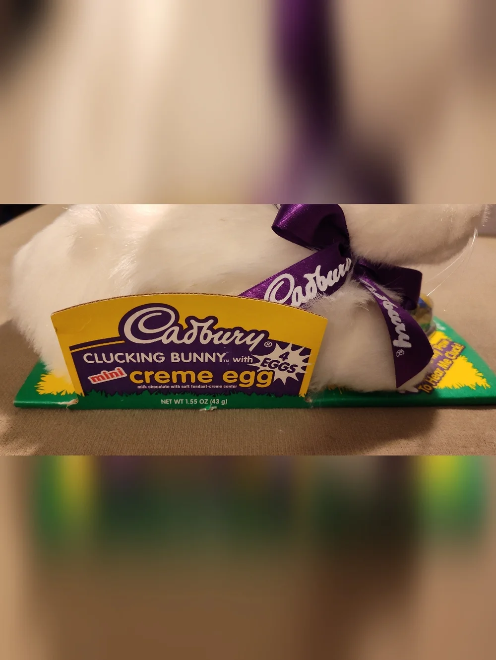 NWT & VINTAGE ! 1990's Hershey Cadbury Egg Bunny with Purple Ribbon