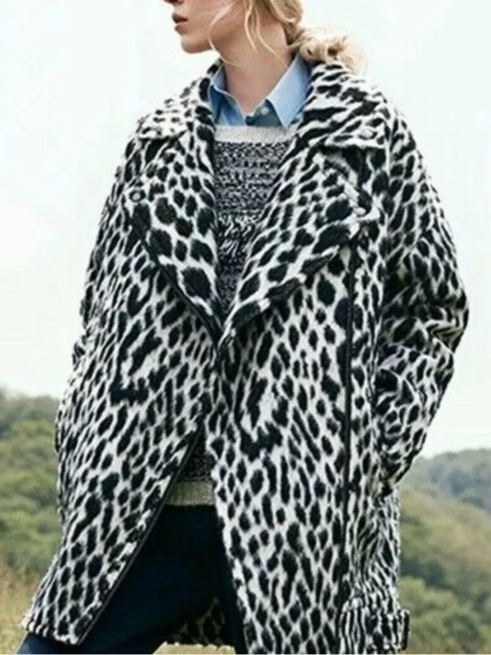 Banana Republic bold leopard
