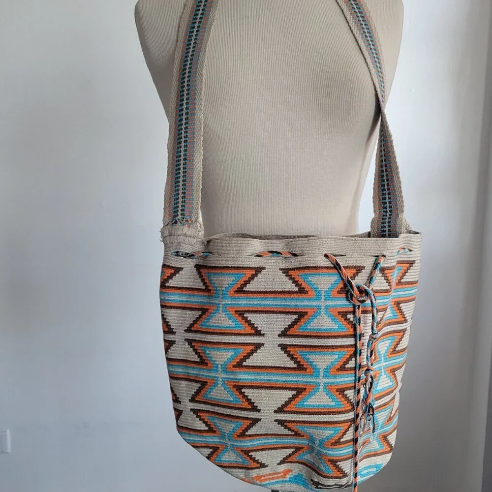 Wayuu Handmade Mochila Colombian Crochet Bag