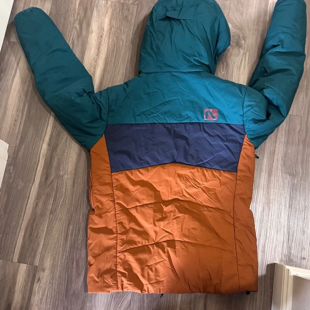 Flylow stay warm