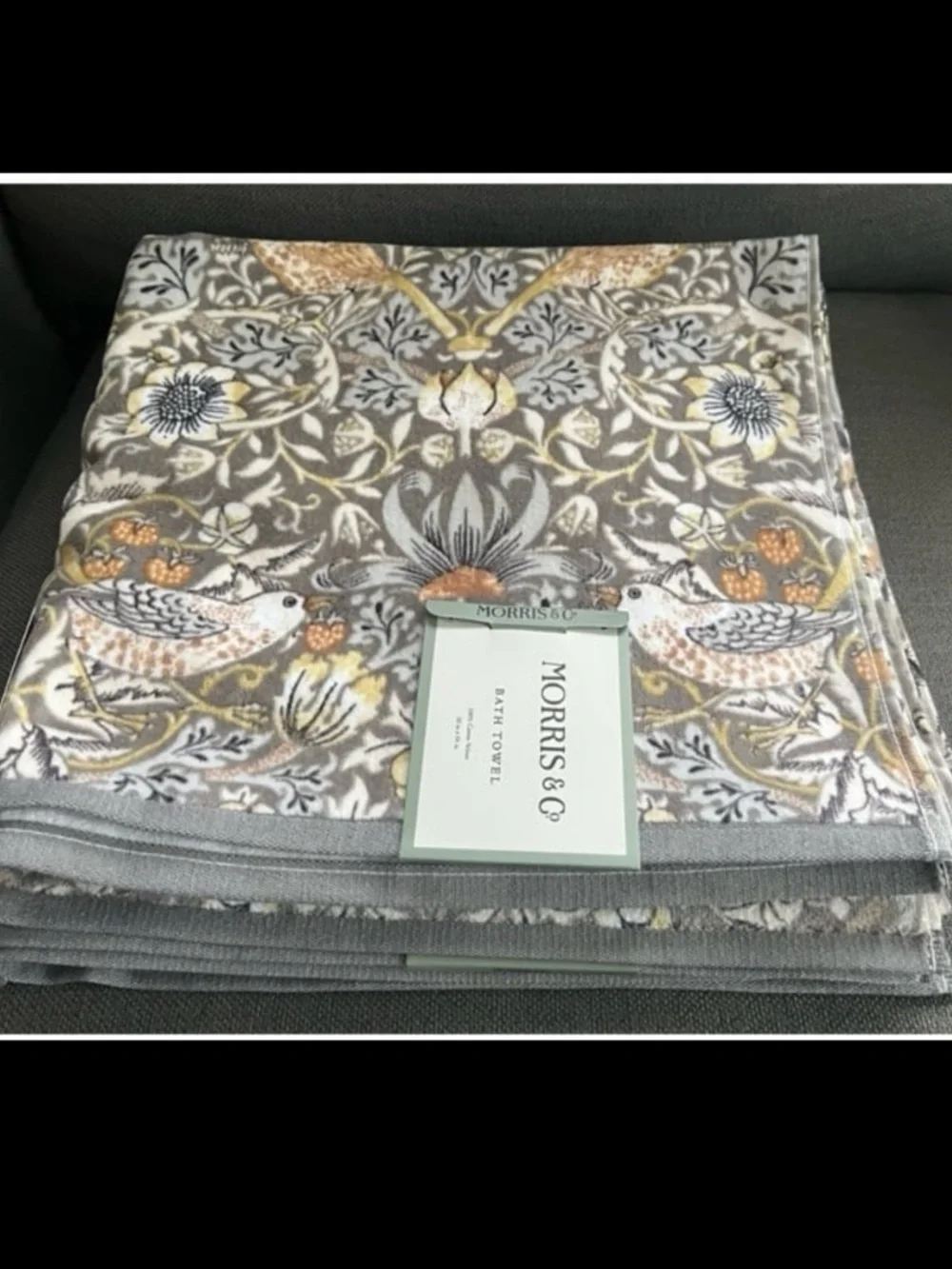 William Morris Co Bath Towels Strawberry Thief Grey Velour 2 Pc Set NEW