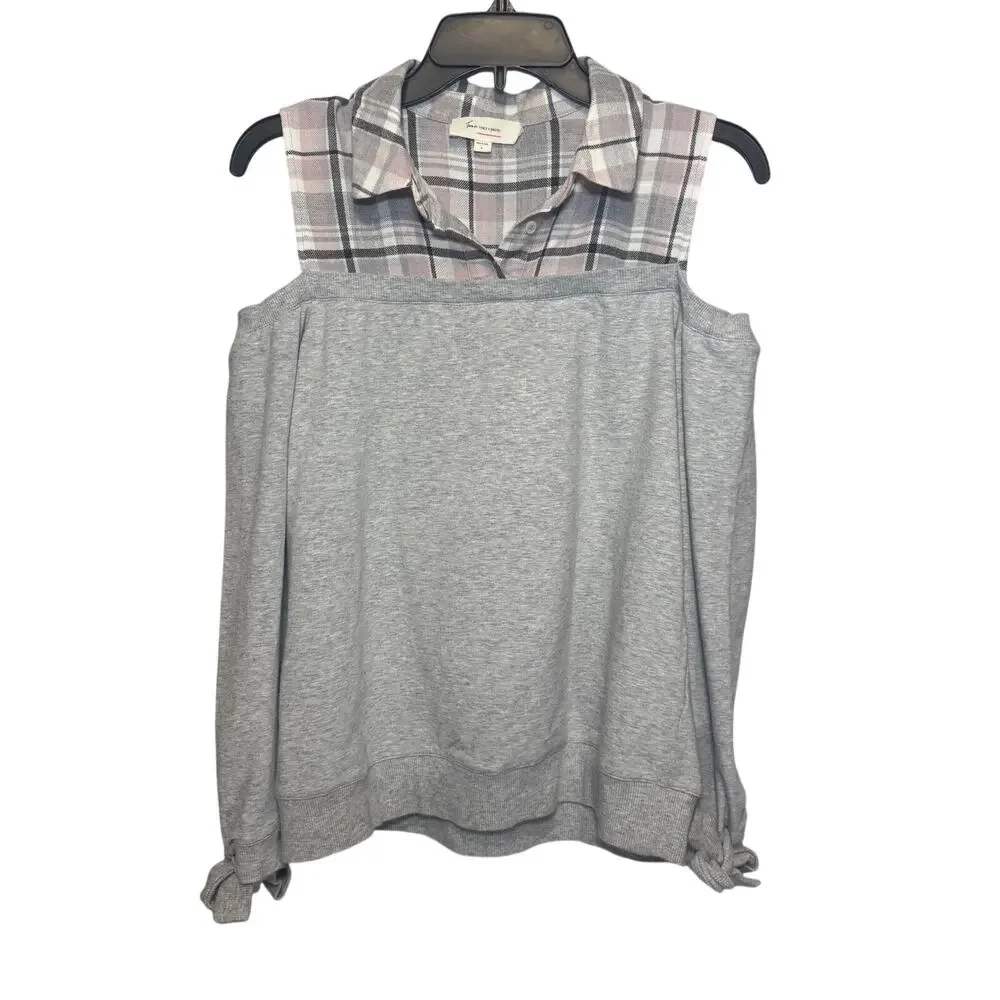 Two by Vince‎ Camuto cold shoulder top with ties on sleeves Size Small