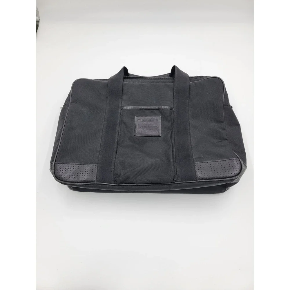 Coach voyager messenger