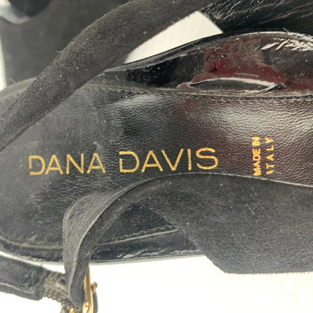 Dana Davis leather dana